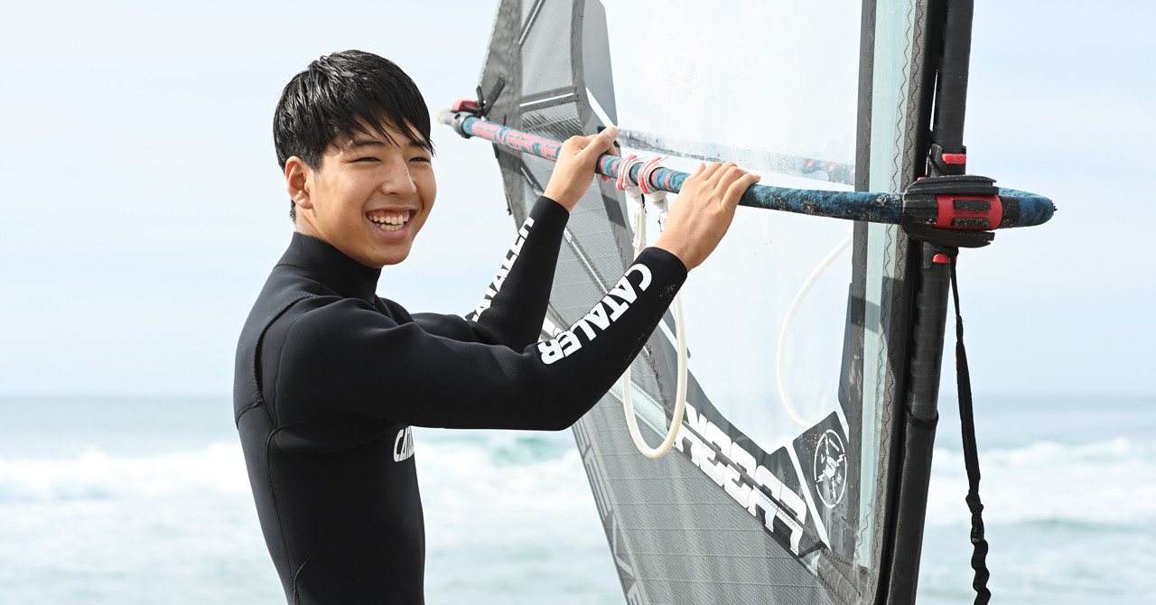 16歳 守屋拓海選手(ウインドサーフィン)と所属アスリート契約を締結 | キャタラー