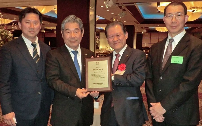 日野自動車殿より2015年度「品質管理優秀賞」を受賞